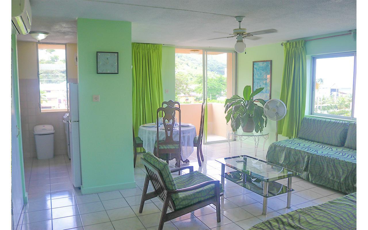Island At Turtle Towers Apartment