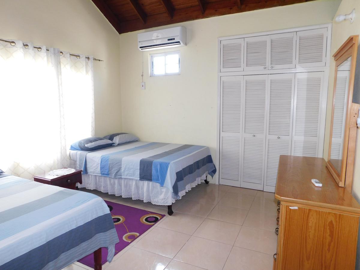 Hostel Dancehall *