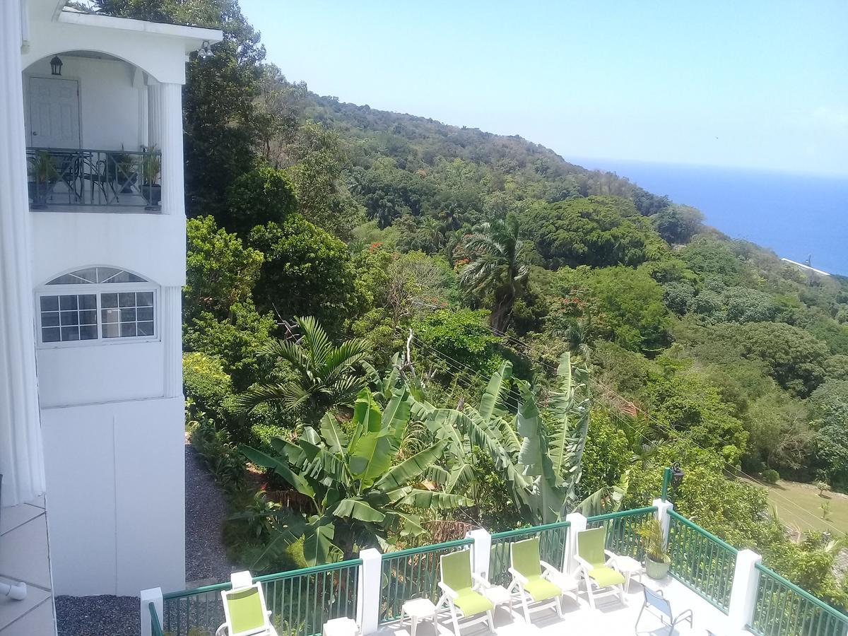 Bed & Breakfast Pink Rock *