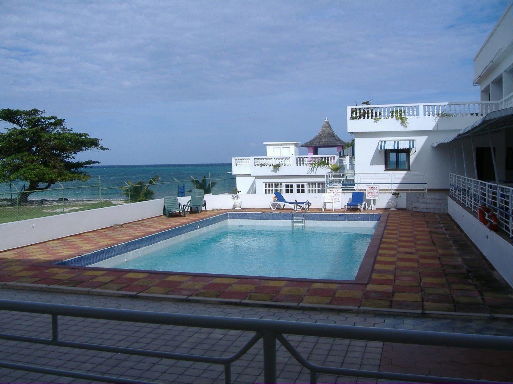 Seacrest Hotel