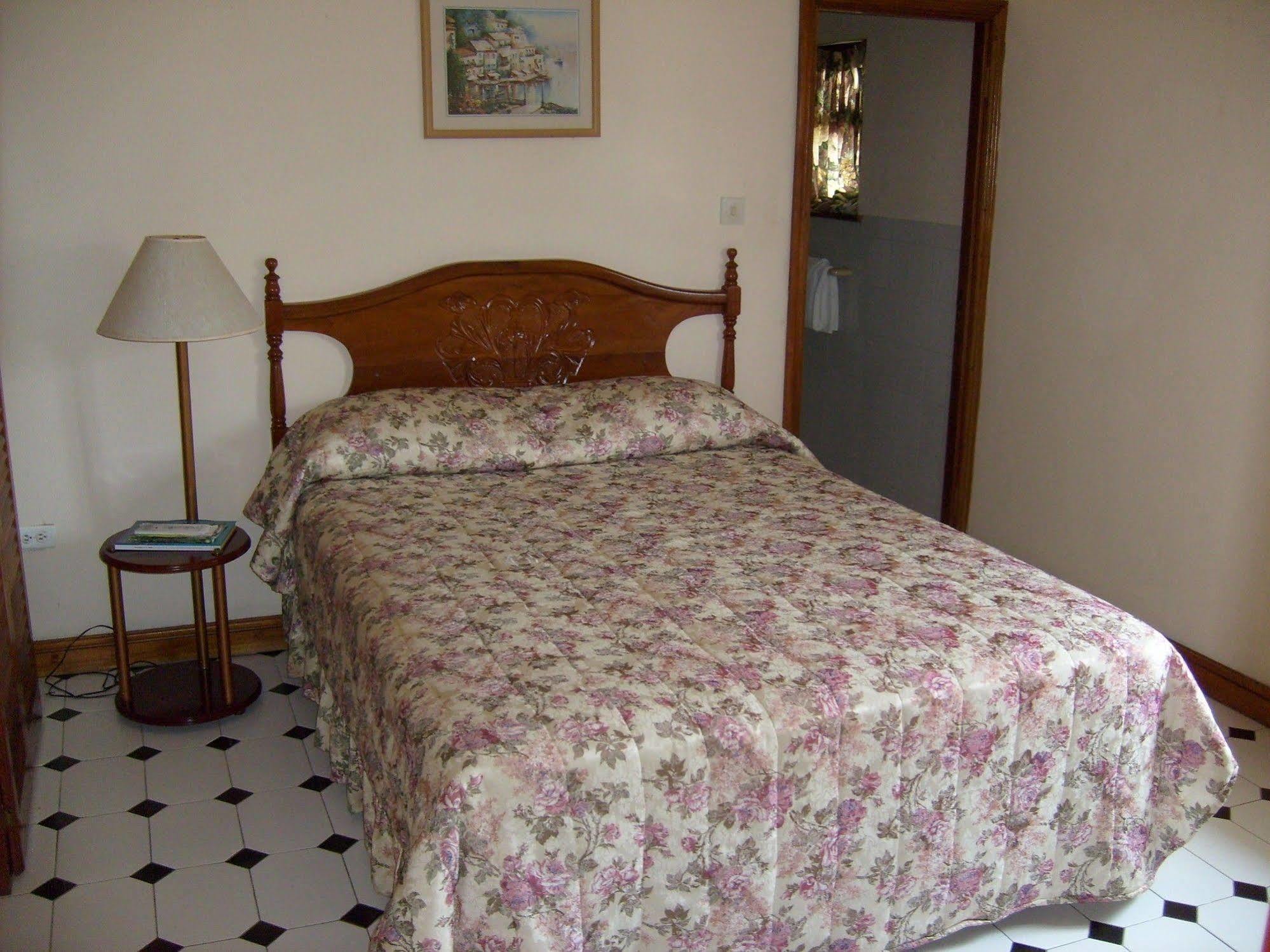 Seacrest Hotel Priory