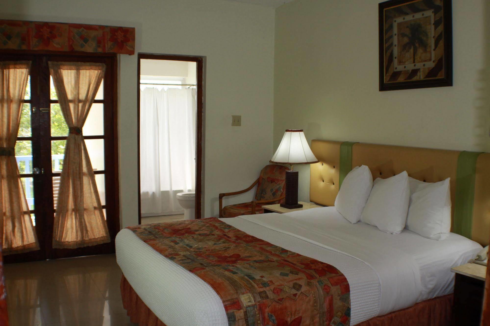 Hotel Toby's