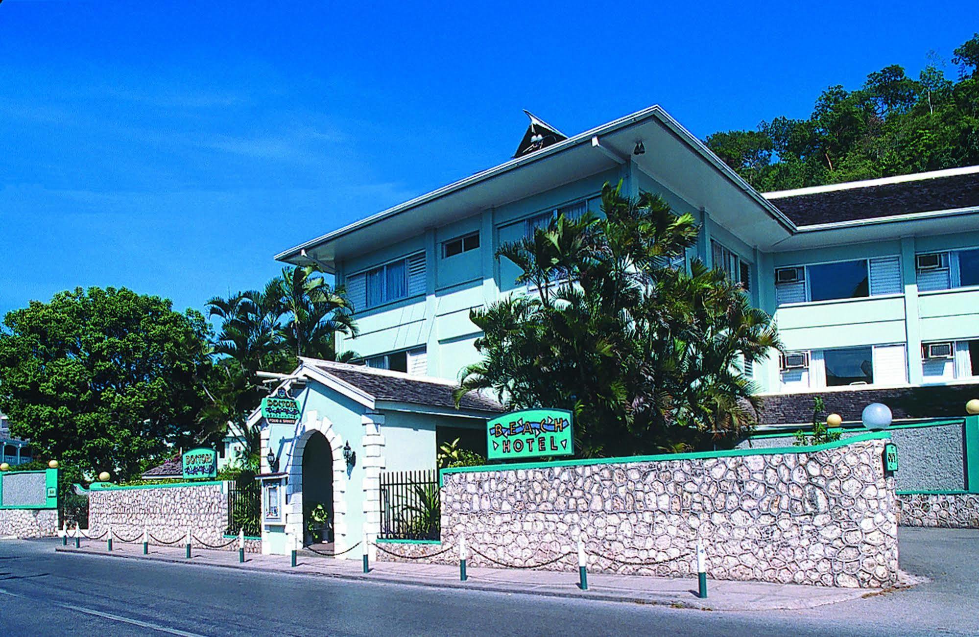 Doctors Cave Montego Bay