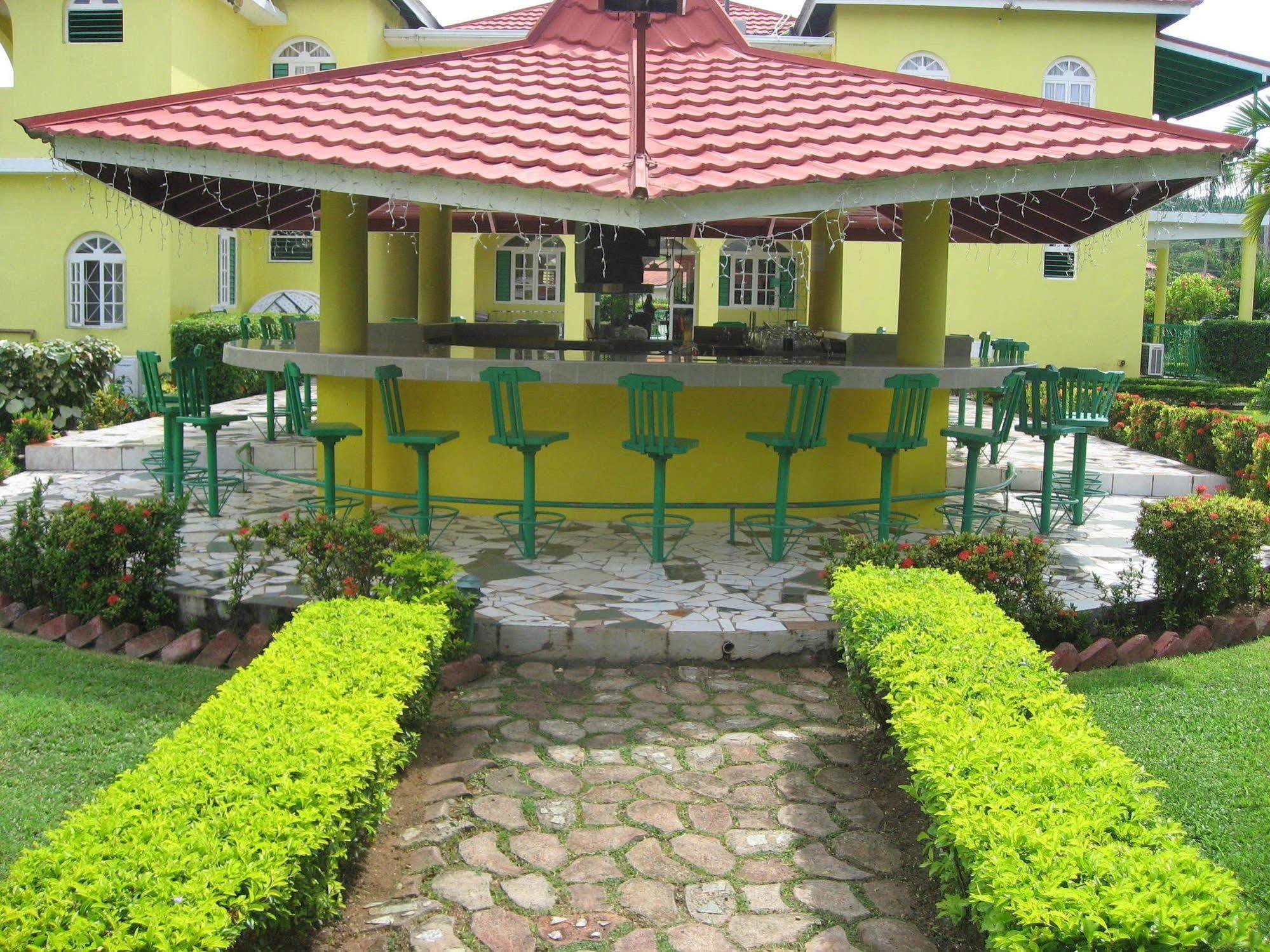 Sonate Hotel Runaway Bay