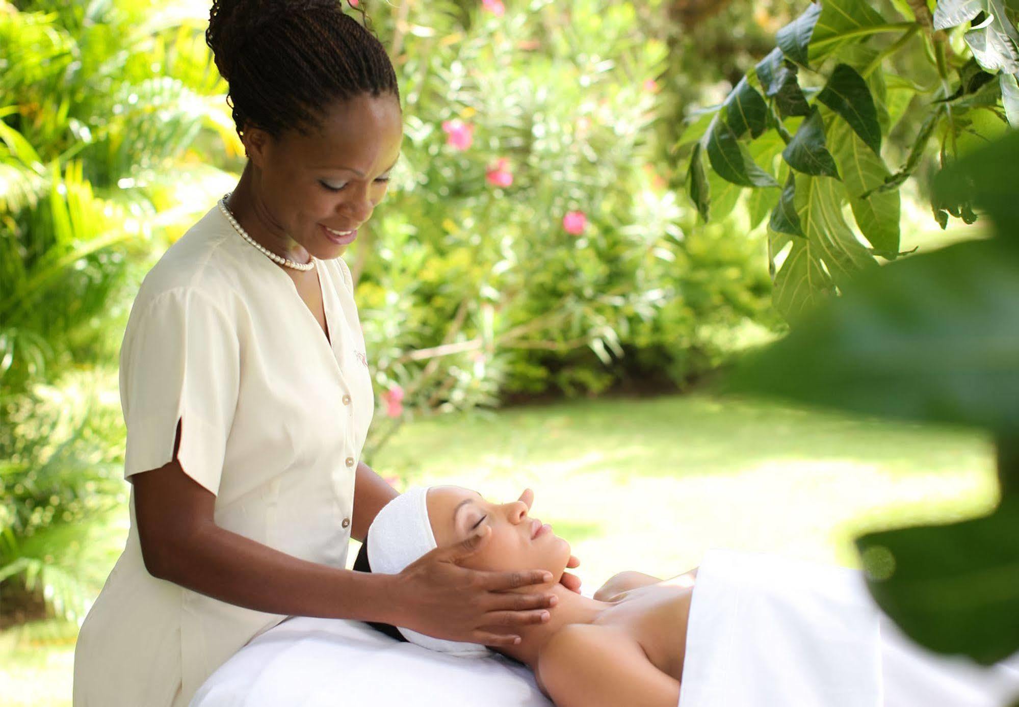 Sandals All Inclusive - Couples Only (adults Only) Resort Montego Bay