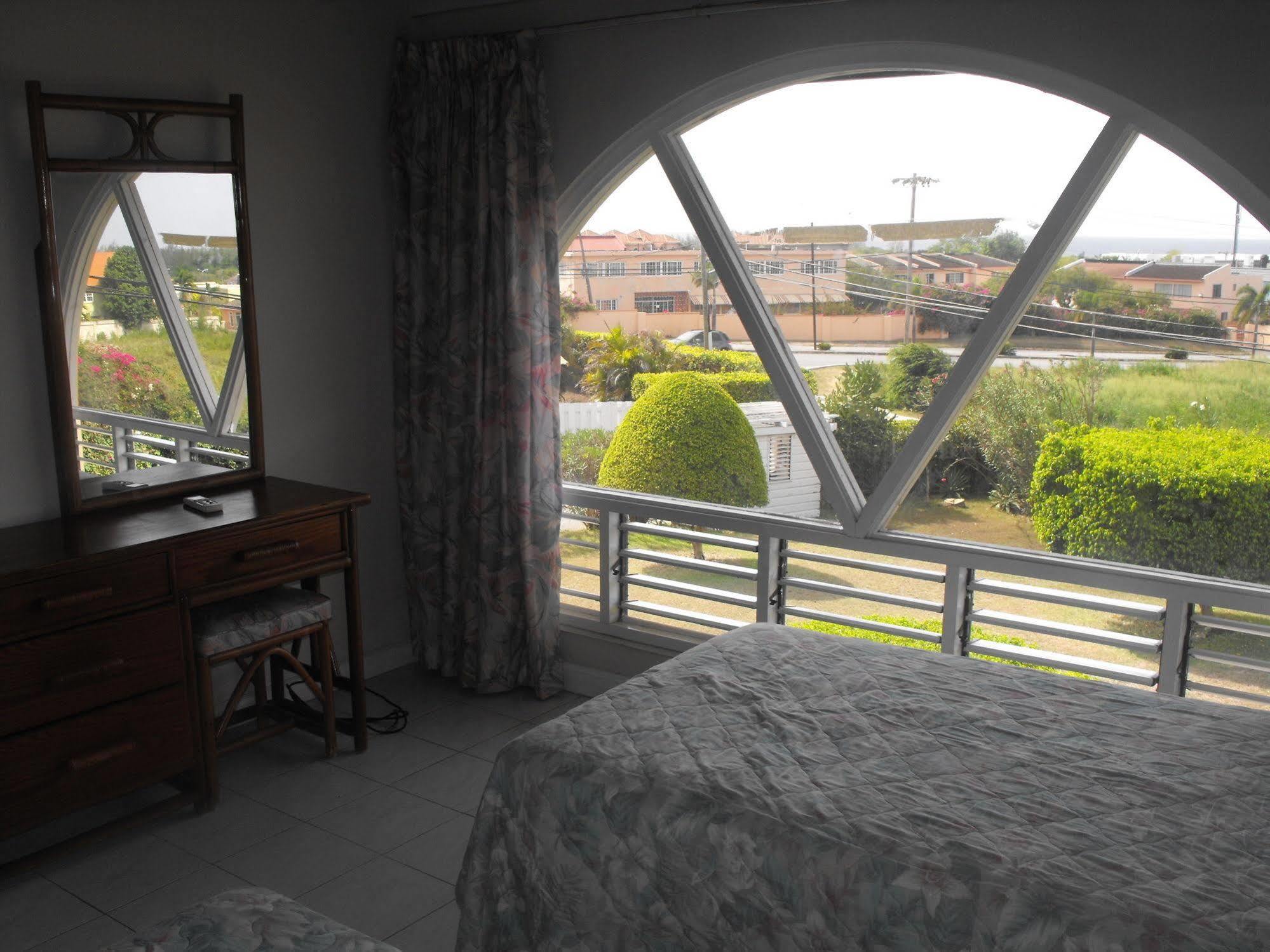 The Atrium At Ironshore 3* Montego Bay