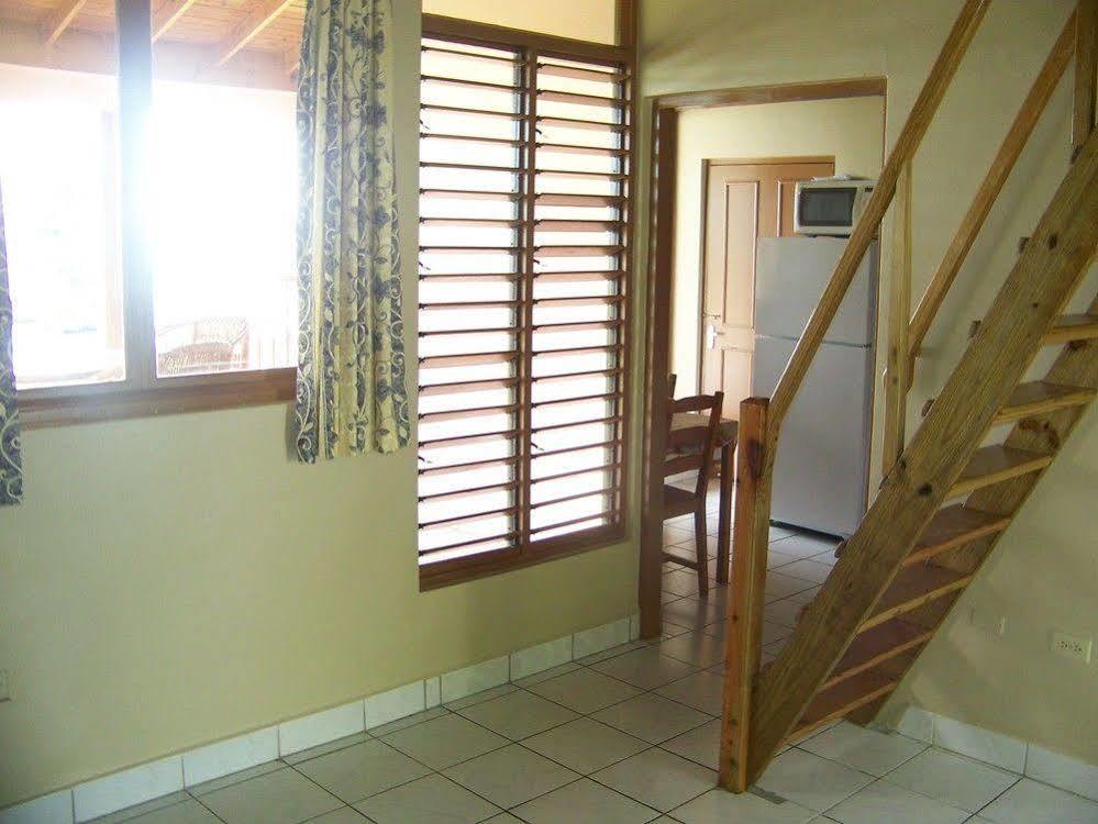 Hotel Rhodes Negril 3*