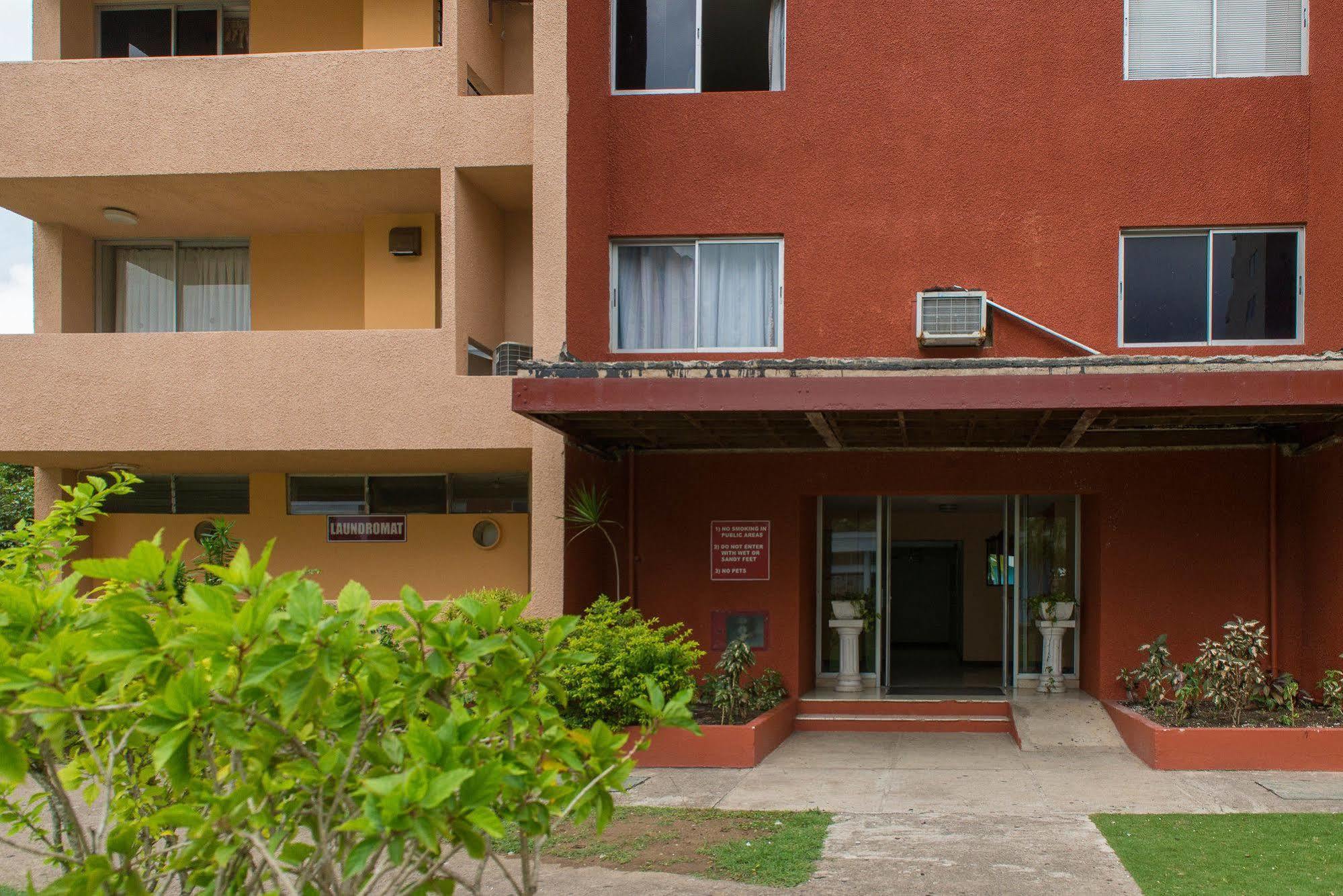 Dolphin Beach Apartment