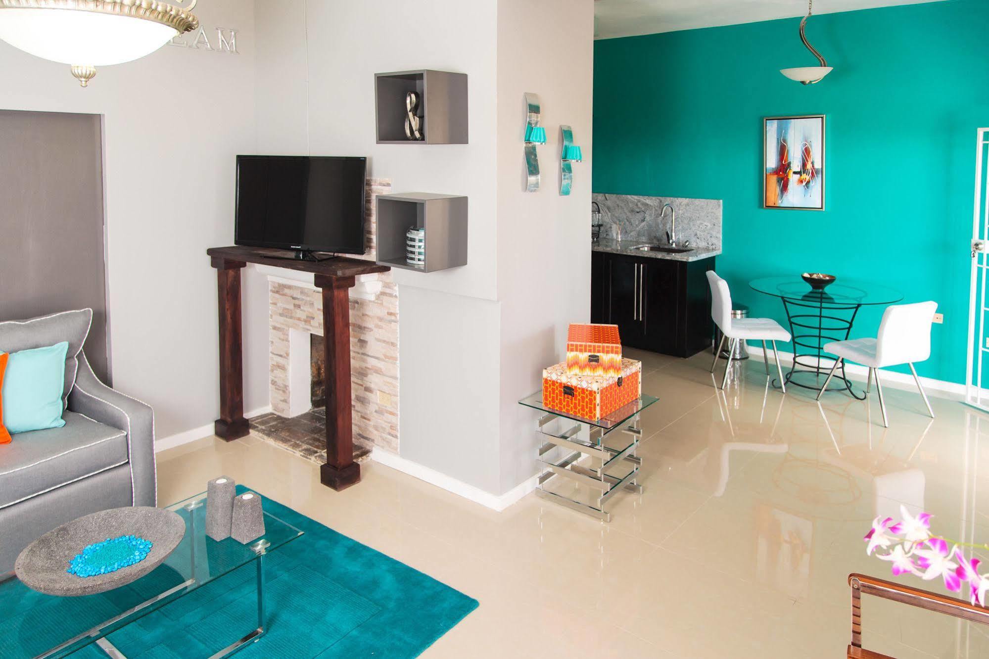 Aparthotel Sky View Guest Apartments Irish Town