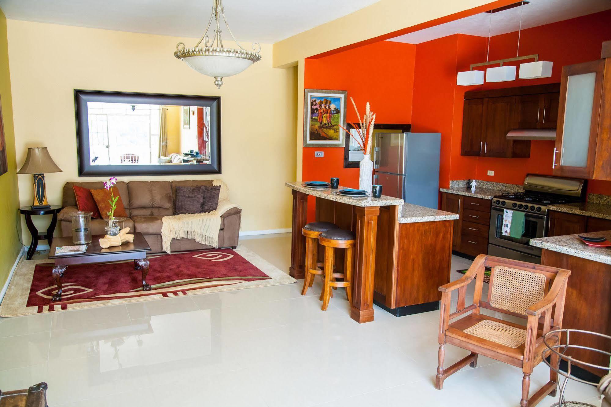 Aparthotel Sky View Guest Apartments 3*