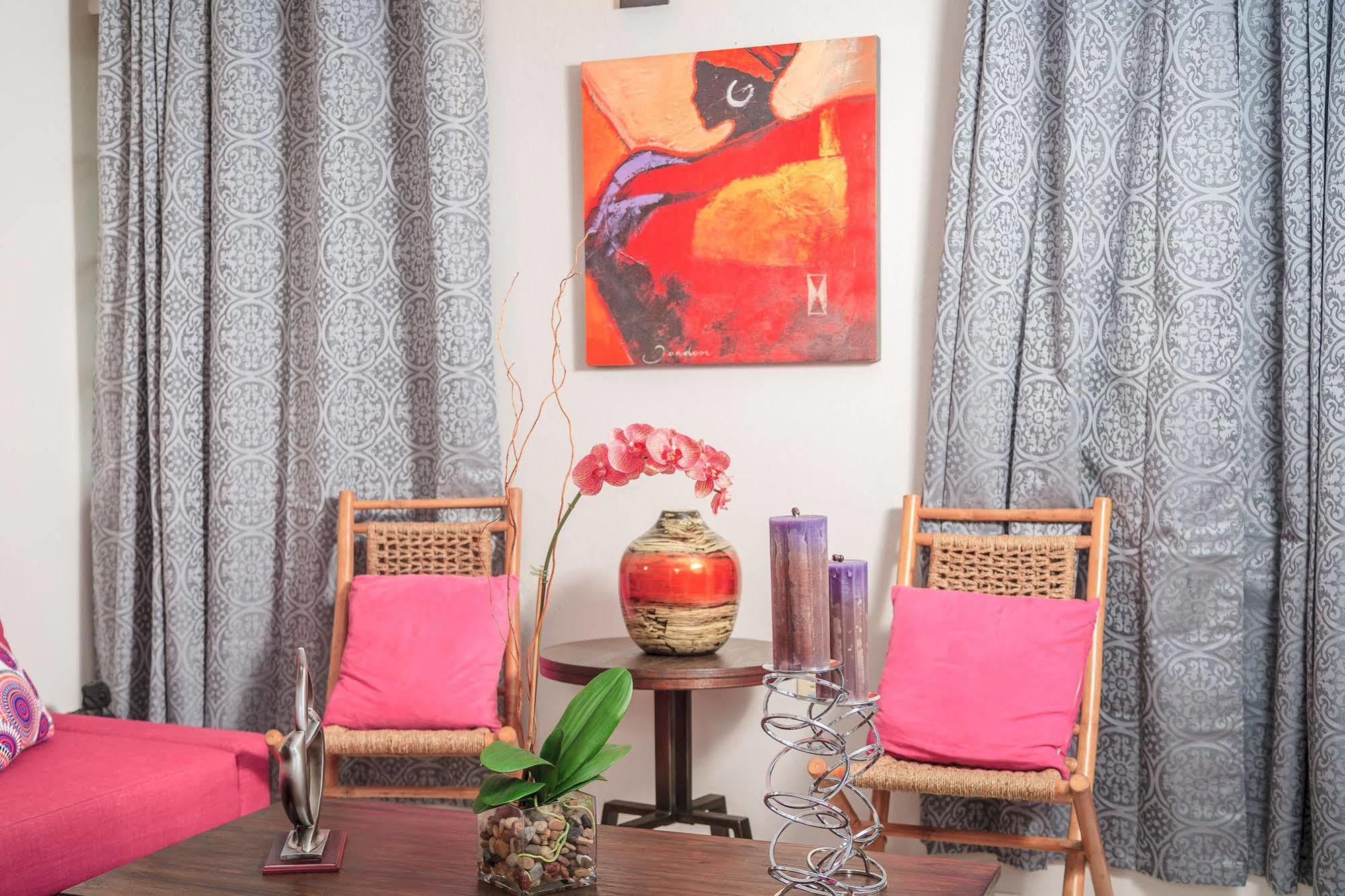 Aparthotel Sky View Guest Apartments