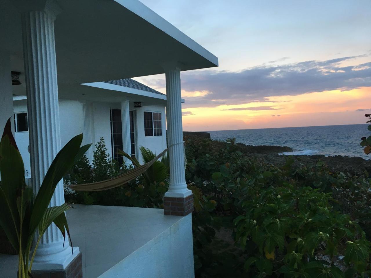 Forever 3* Robins Bay