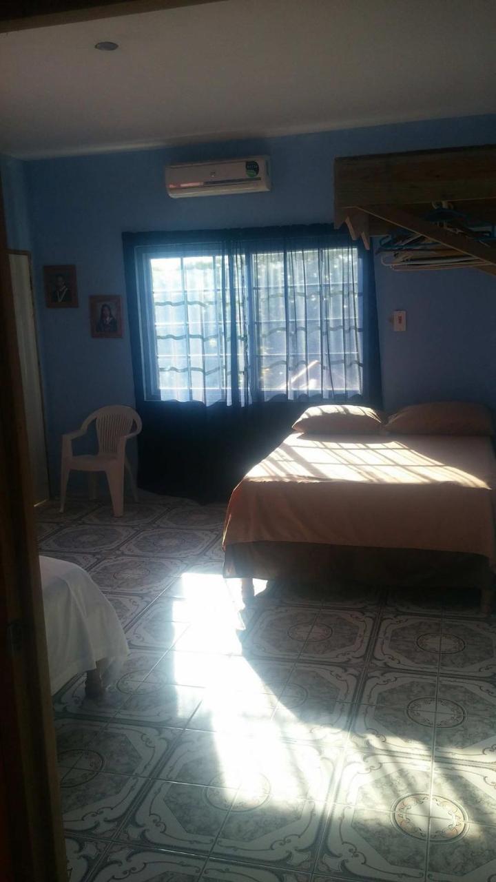Tropical Breeze Guest house Negril