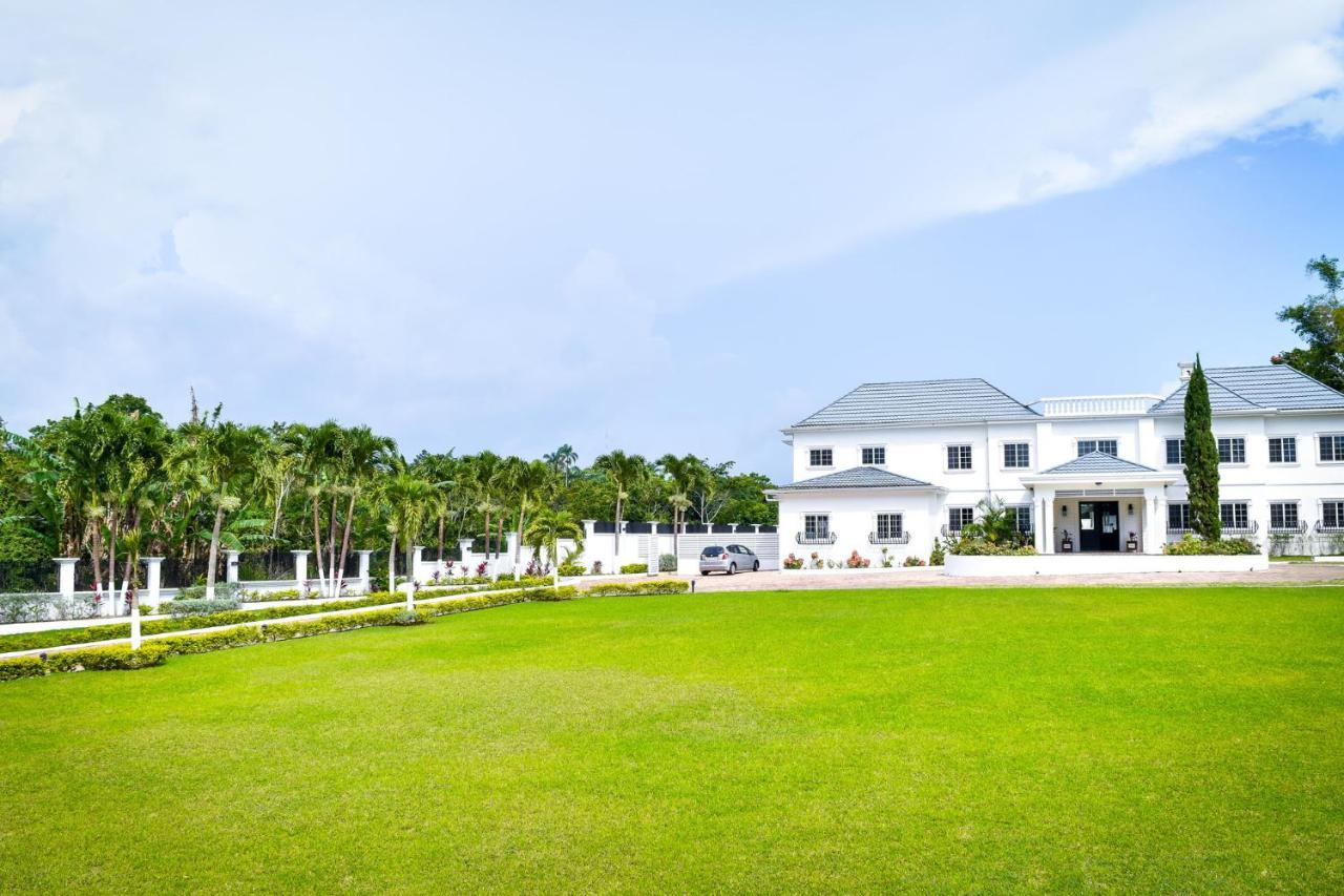 Jamgolia Place