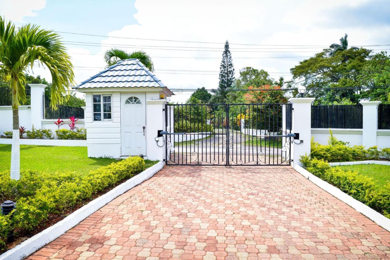 Jamgolia Place 3* Mandeville