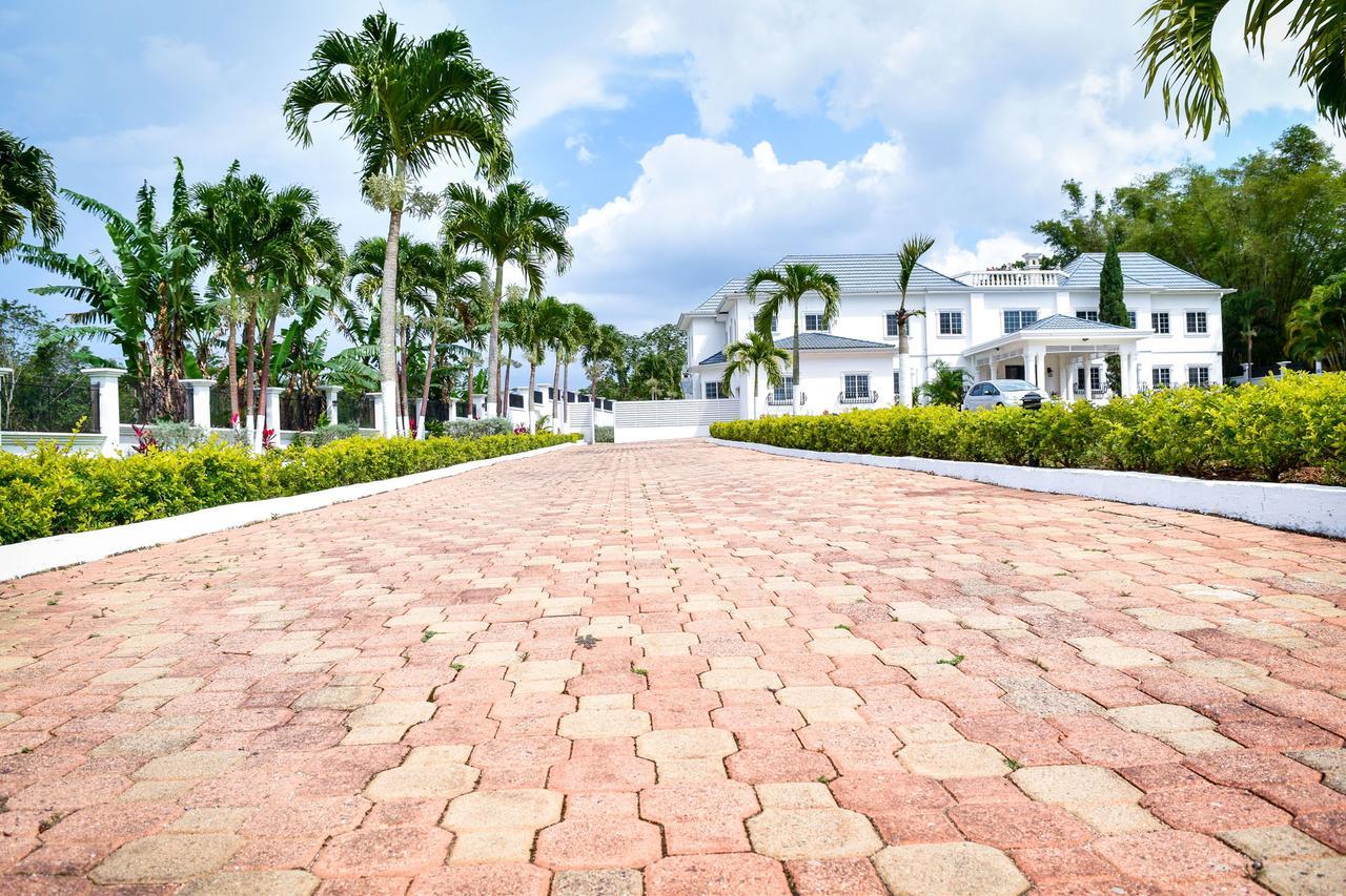 Jamgolia Place 3*