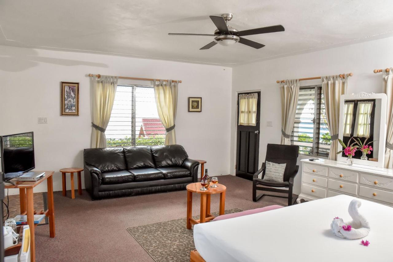 Beyond Sunset & Bed & Breakfast 4*