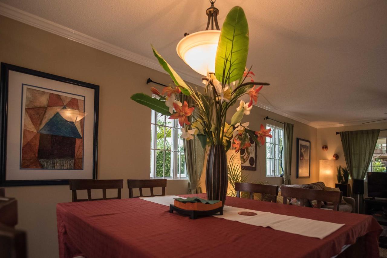 Aparthotel Mango Walk Country Club Suites