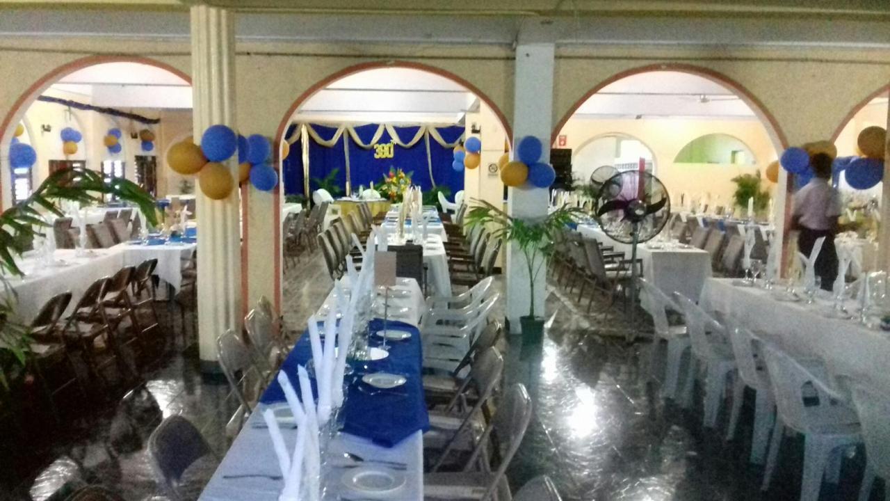 Hotel Morant Villas