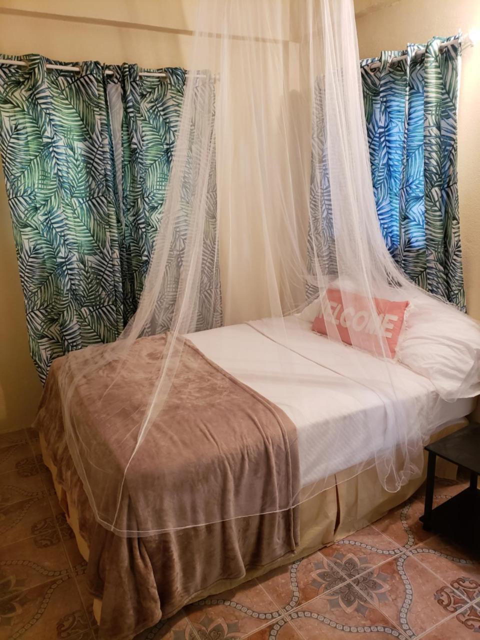 Viva Violas Hostel *
