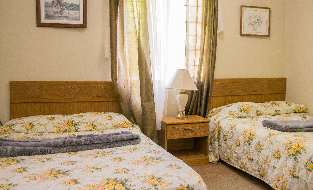 Starlight Chalet Hotel