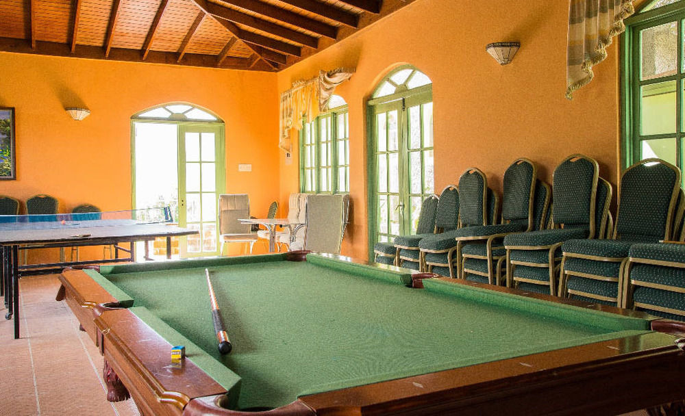 Starlight Chalet Hotel 4*