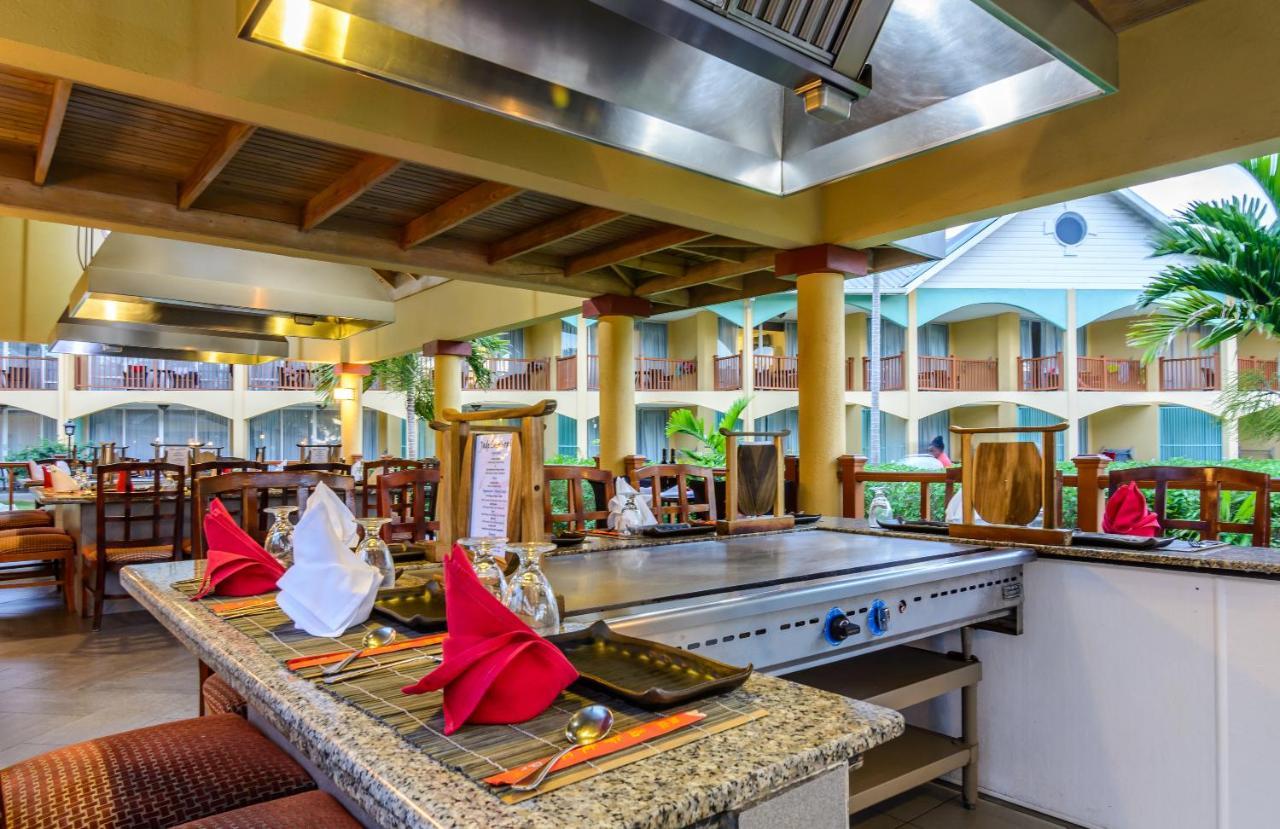 Jewel & Waterpark Resort 4*