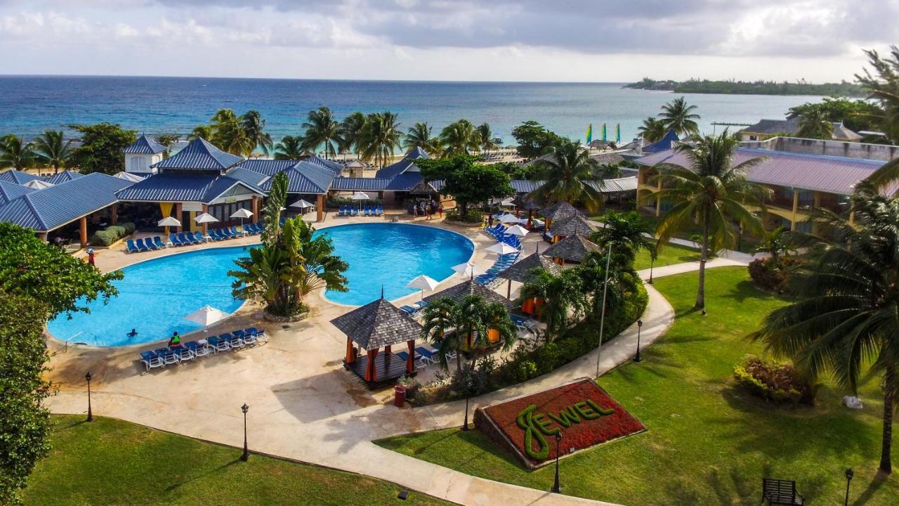 Jewel & Waterpark 4*