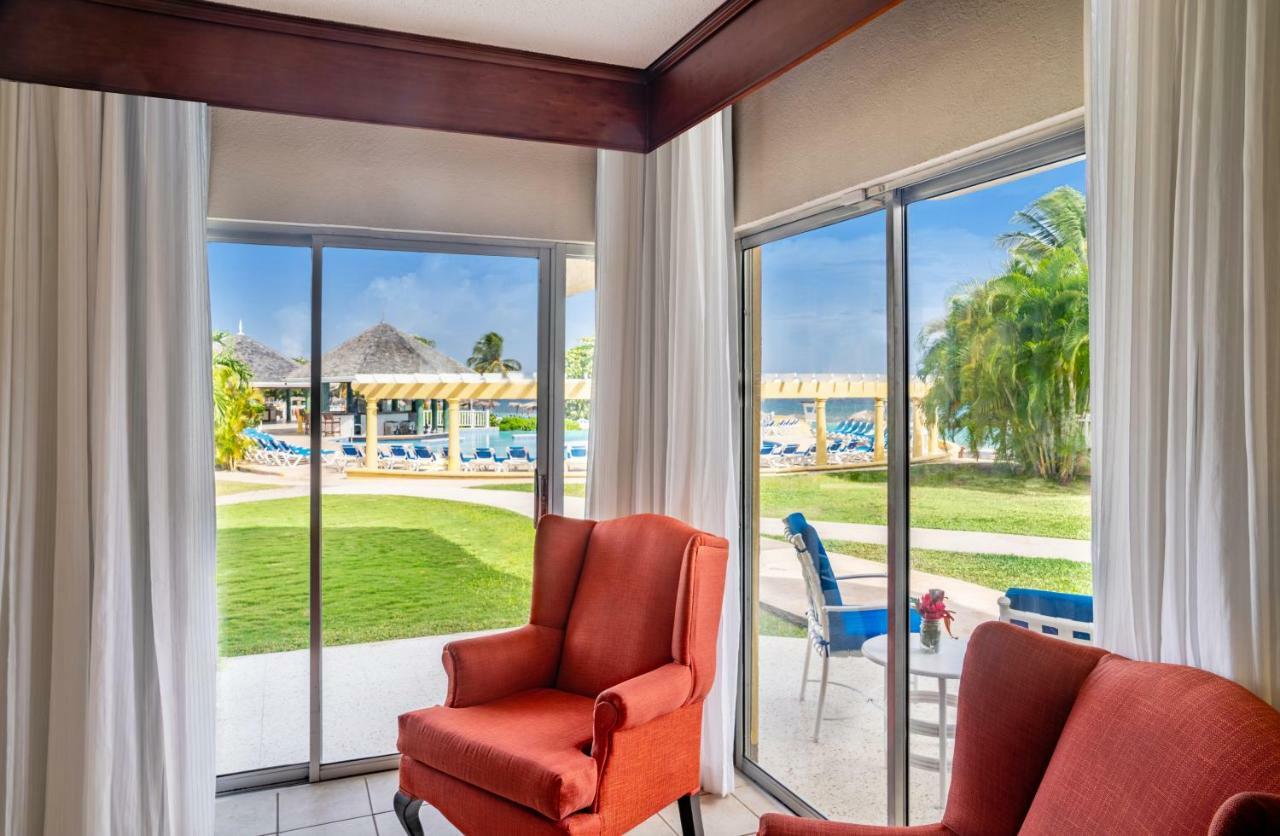 Jewel & Waterpark Resort 4*