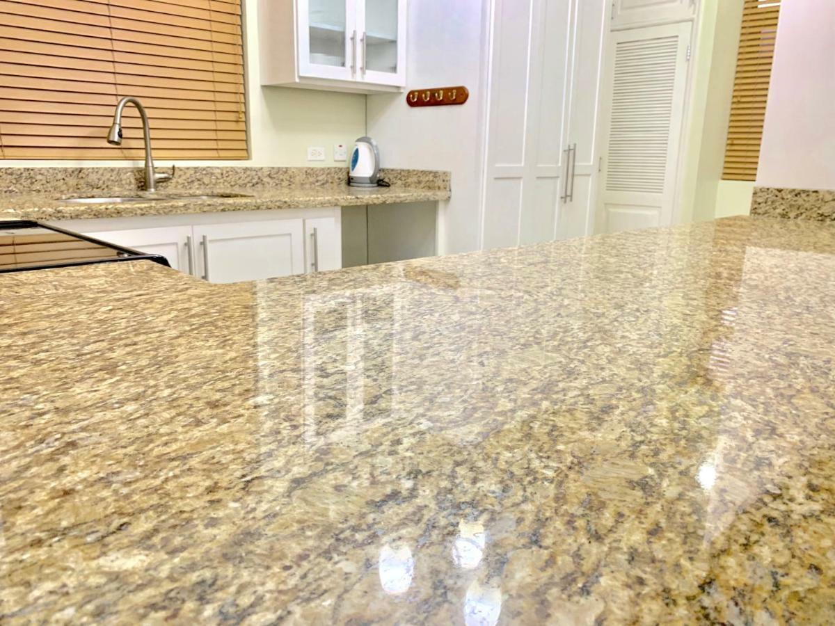 Baypointe Dunns River Apartamento Mammee Bay