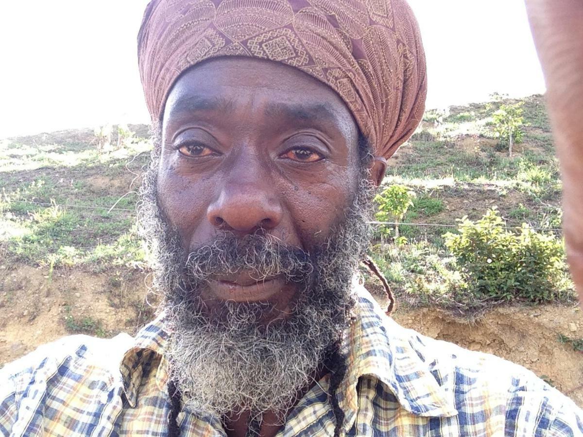 Jah B *