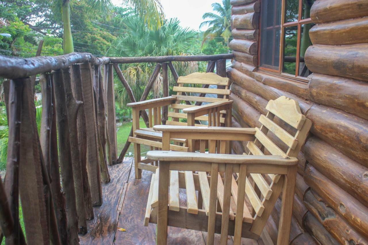 Guest house Log 33