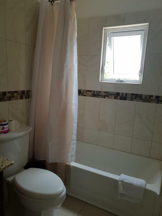 Guest house Paradise Place 2 Kingston