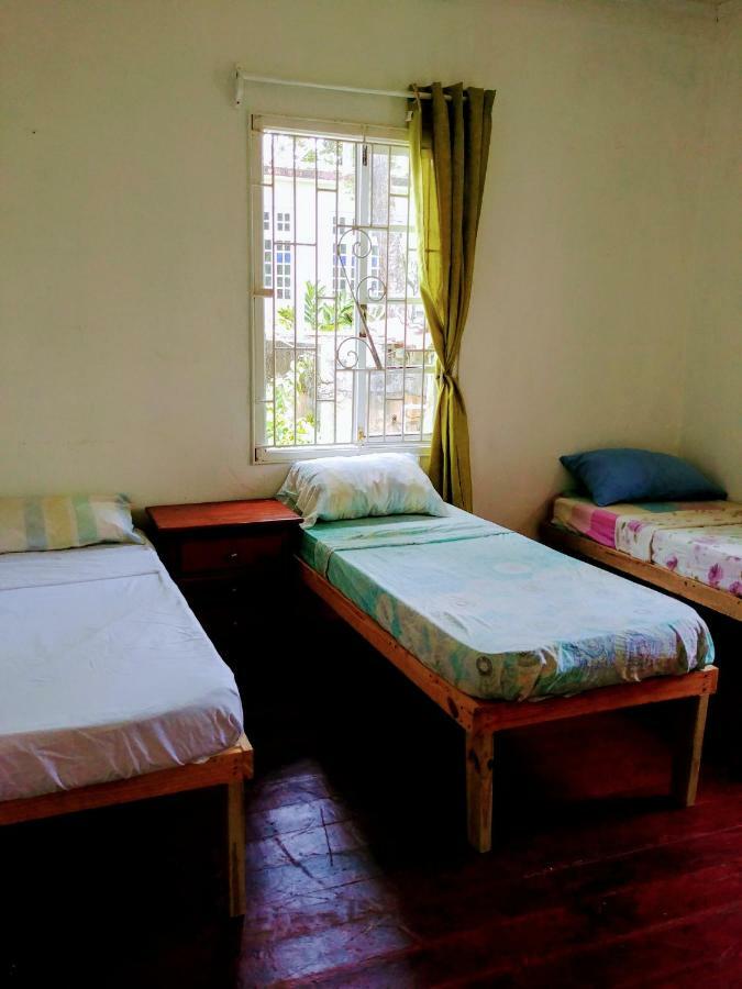 Port Antonio Inn Hostel *