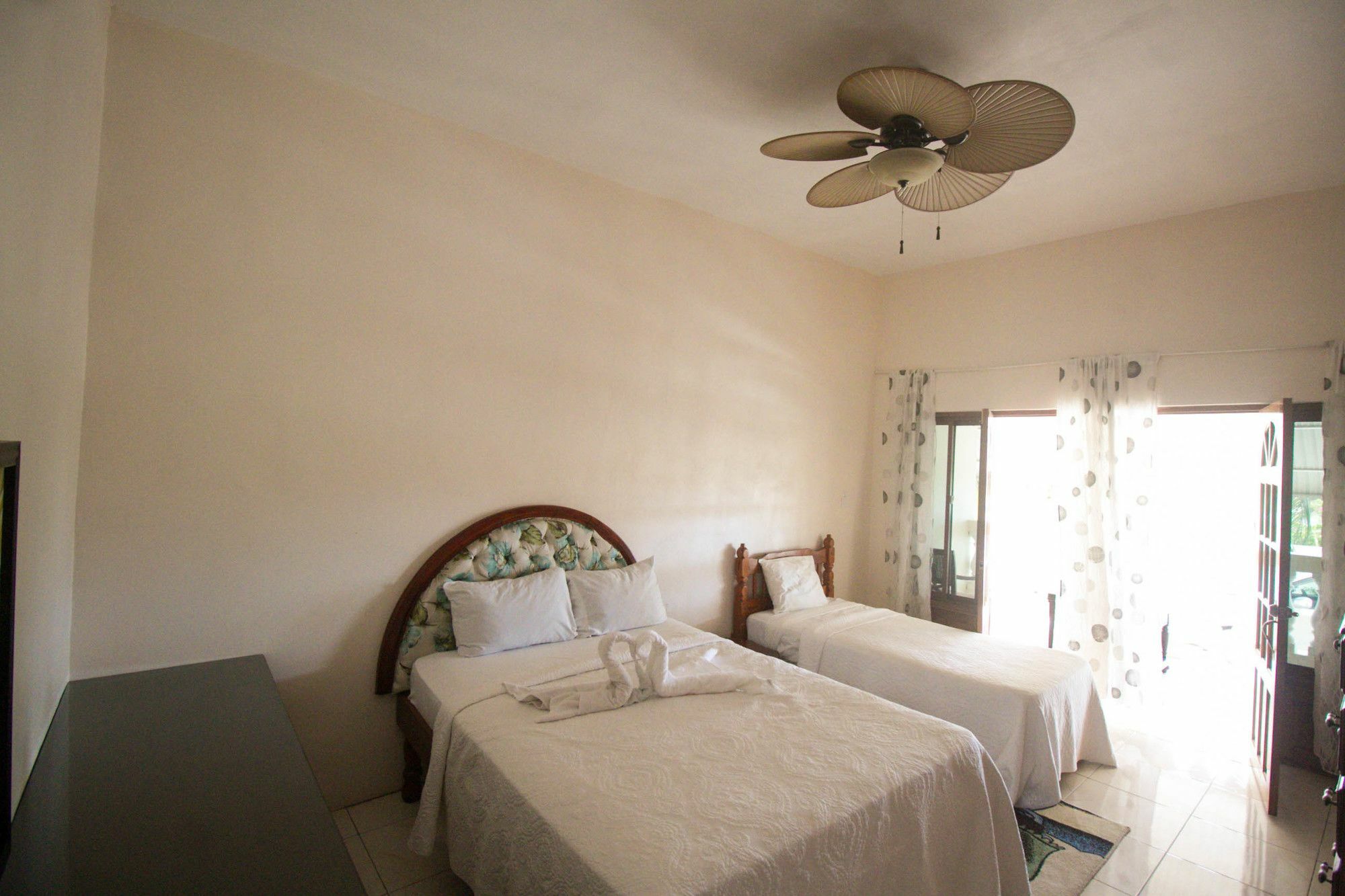 Chateau Margarite Bed And Breakfast Guest house Montego Bay