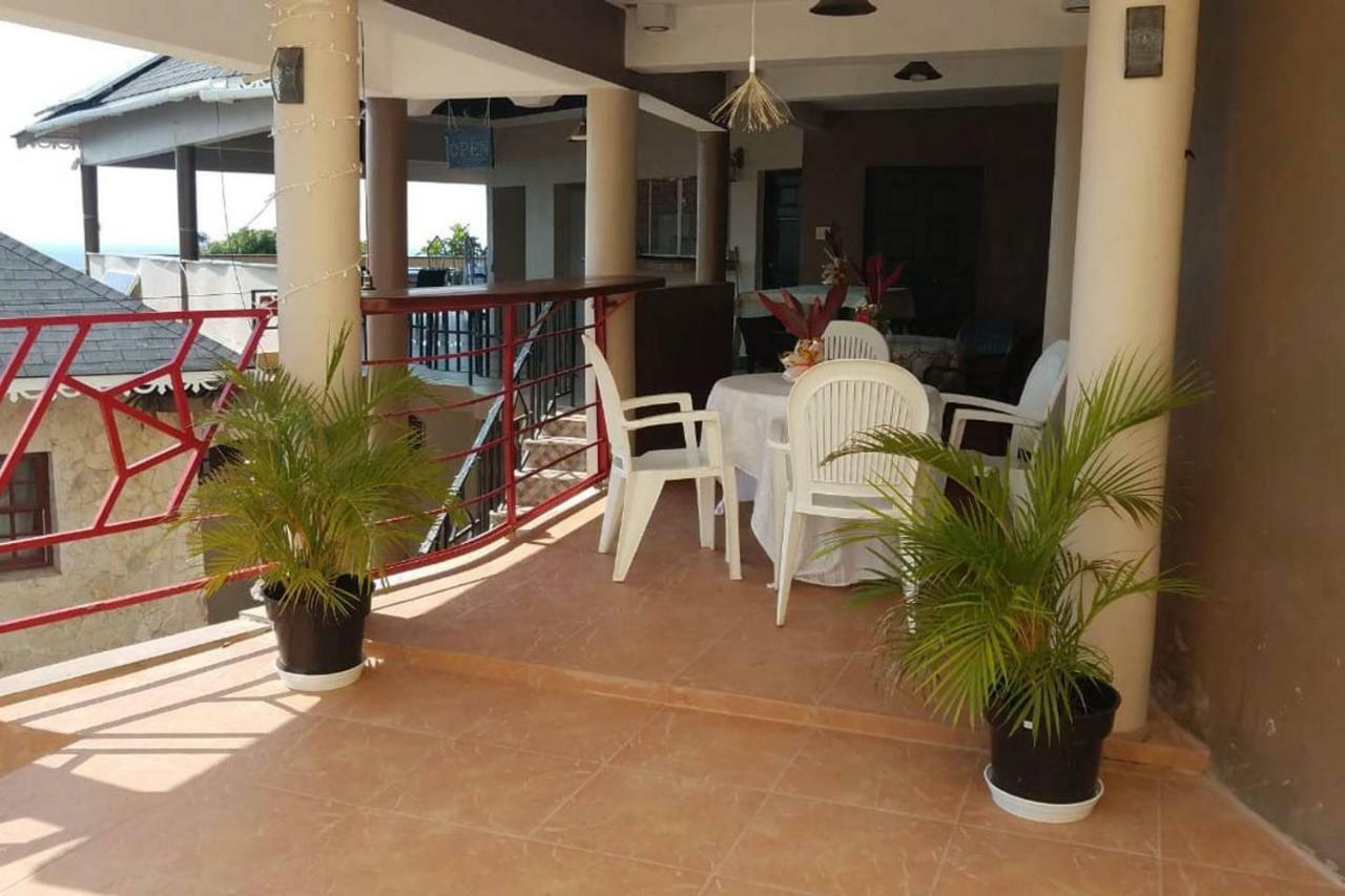 Boutique At Stone Village