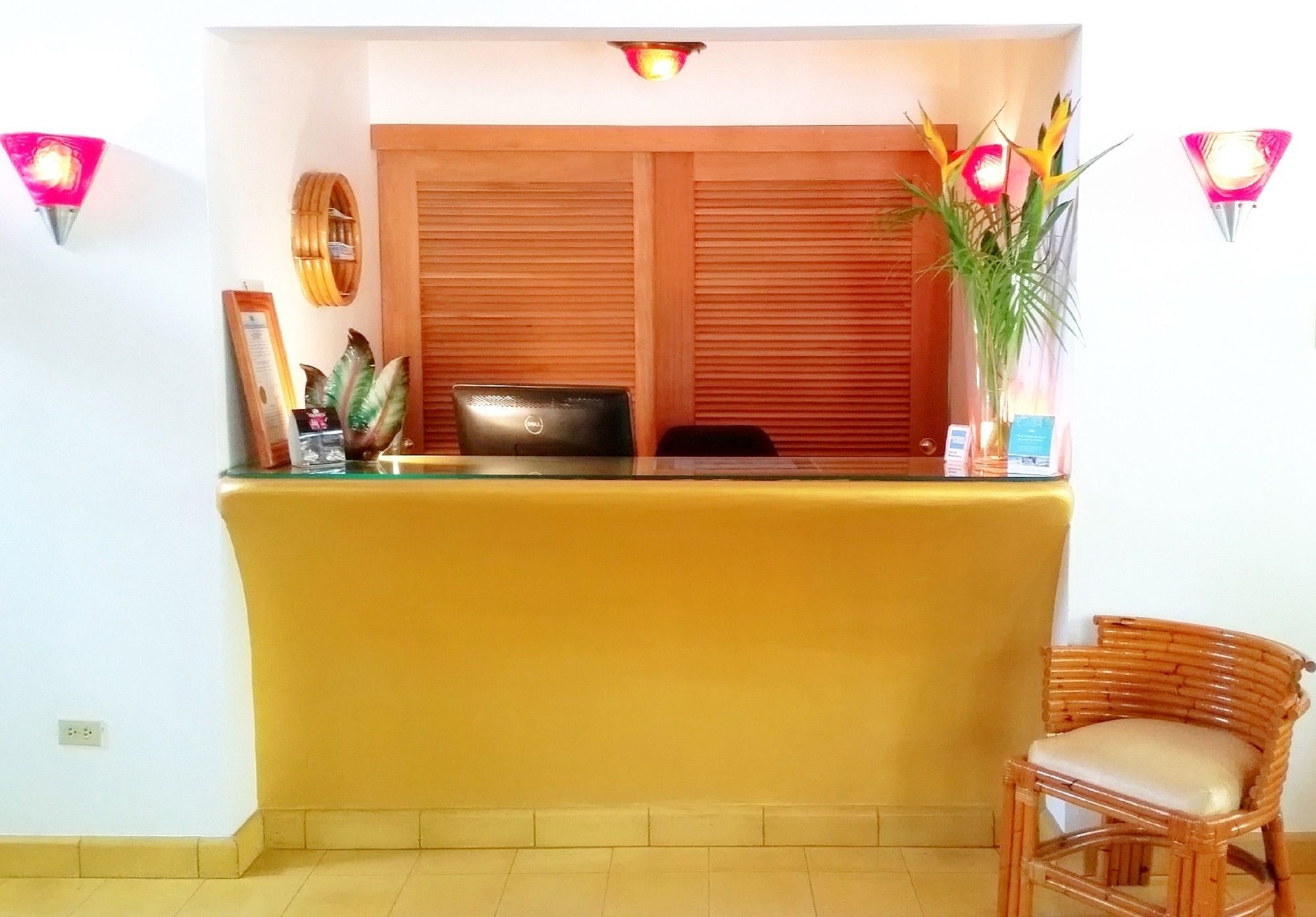 Idle Awhile Hotel 3*