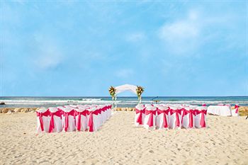 Half Moon Royal Hotel 4*