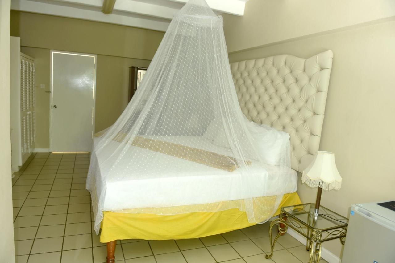 Pineapplesuites Hotel Ocho Rios