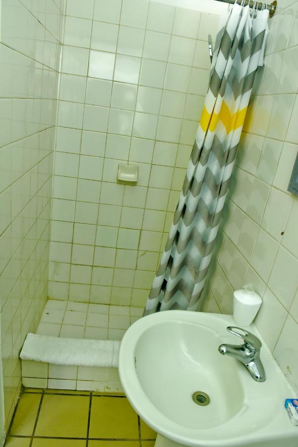 Pineapplesuites Hotel *