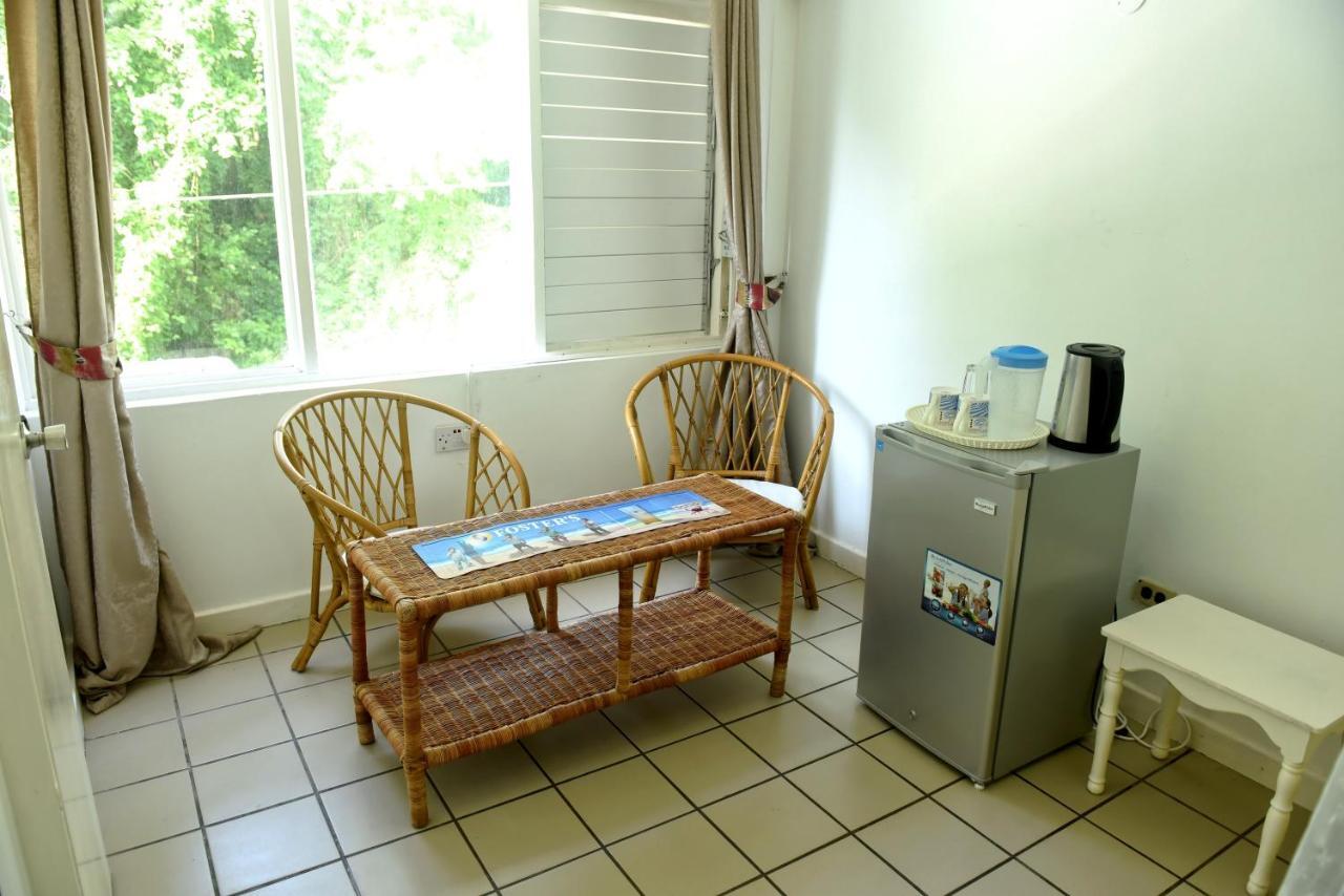 Pineapplesuites Hotel