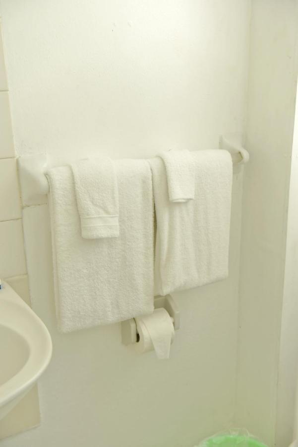 Pineapplesuites * Ocho Rios