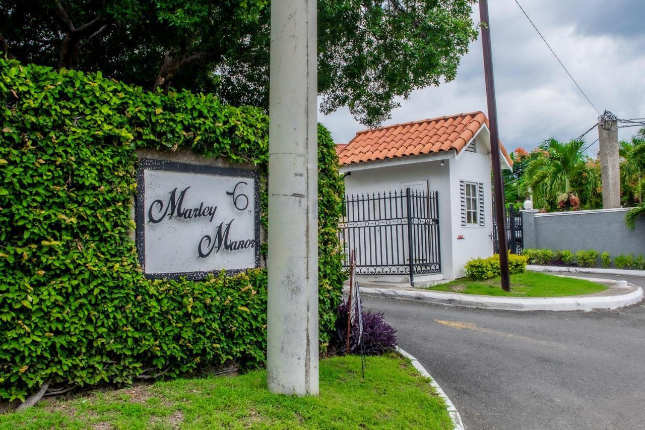 Finest Apt # 421 Bloc # 4 Marley Manor 6 Marley Rd Kgn 6 Apartment