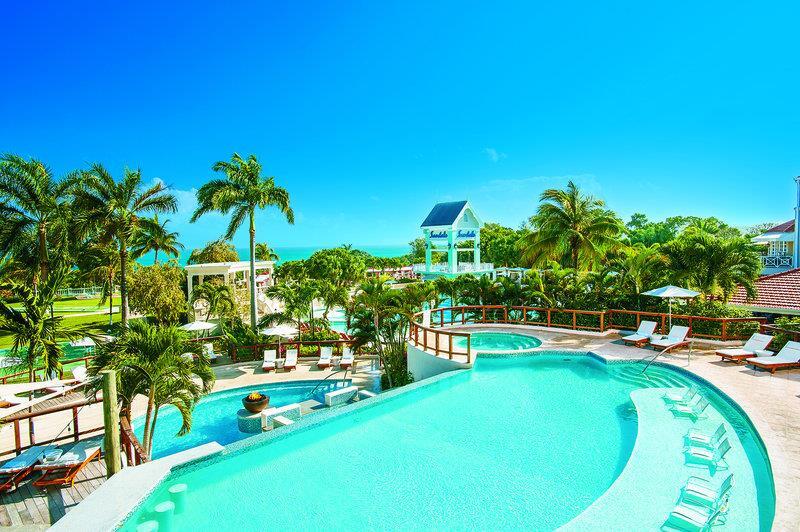 Sandals Grande Riviera Beach & Golf 5*