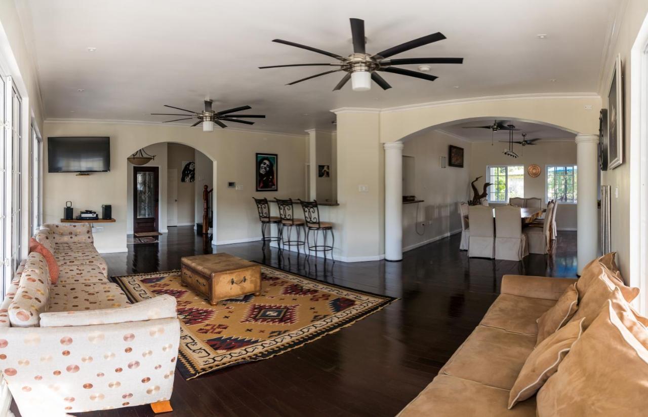 Bed & Breakfast Blue Paloma Lucea