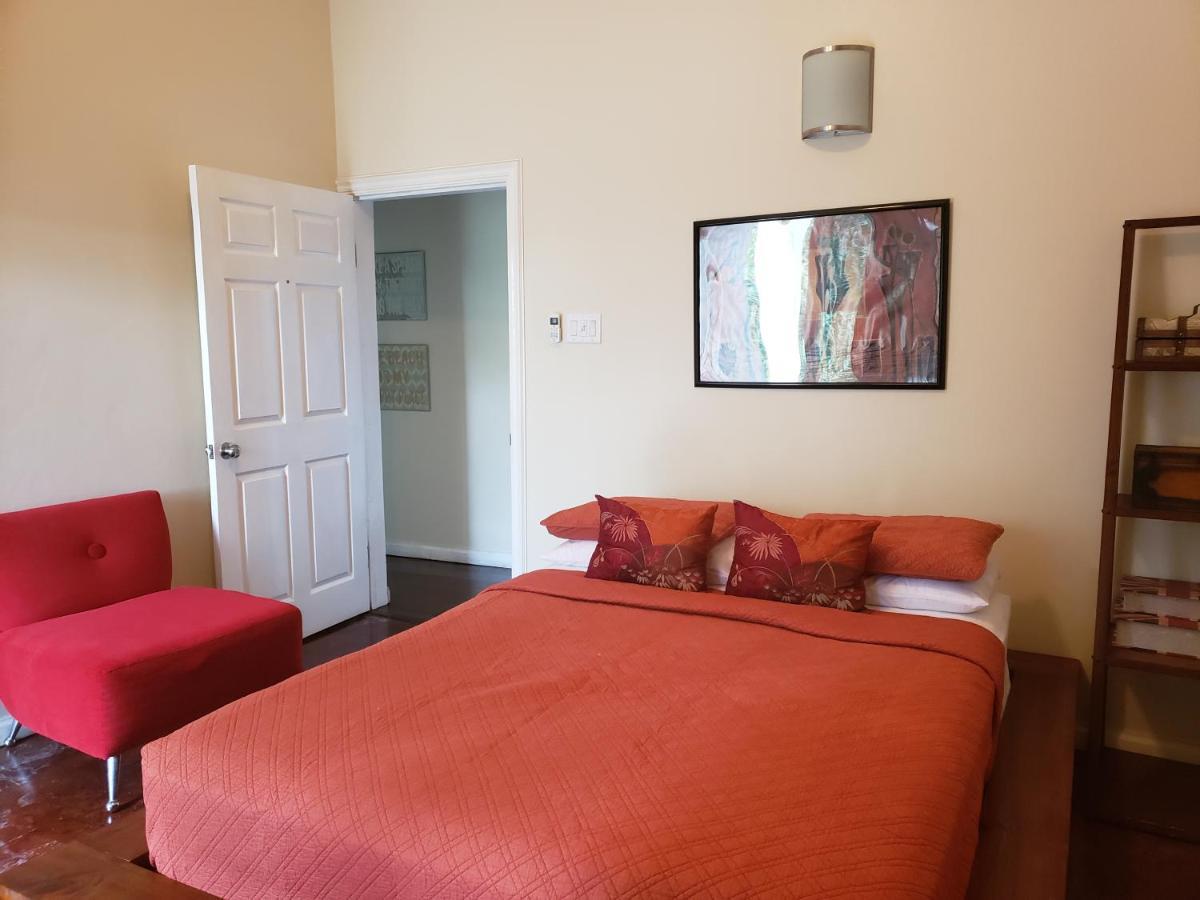 Blue Paloma Bed & Breakfast