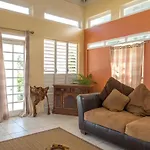 Hatfield South Villa