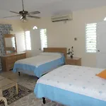 Paradise Inn