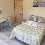 Arms Of Charms Guesthouse