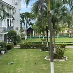 Ocho Rios Sandcastles A19